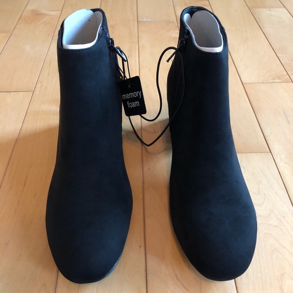 NWT Black Booties with Black Heel - Picture 2 of 6